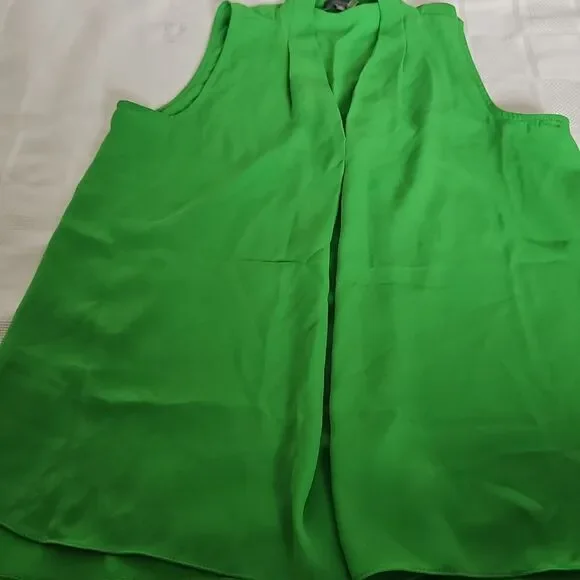 Vince Camuto Sleeveless Top XS Green - Picture 16 of 16